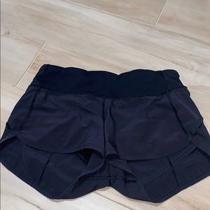 Black Lululemon Define shorts